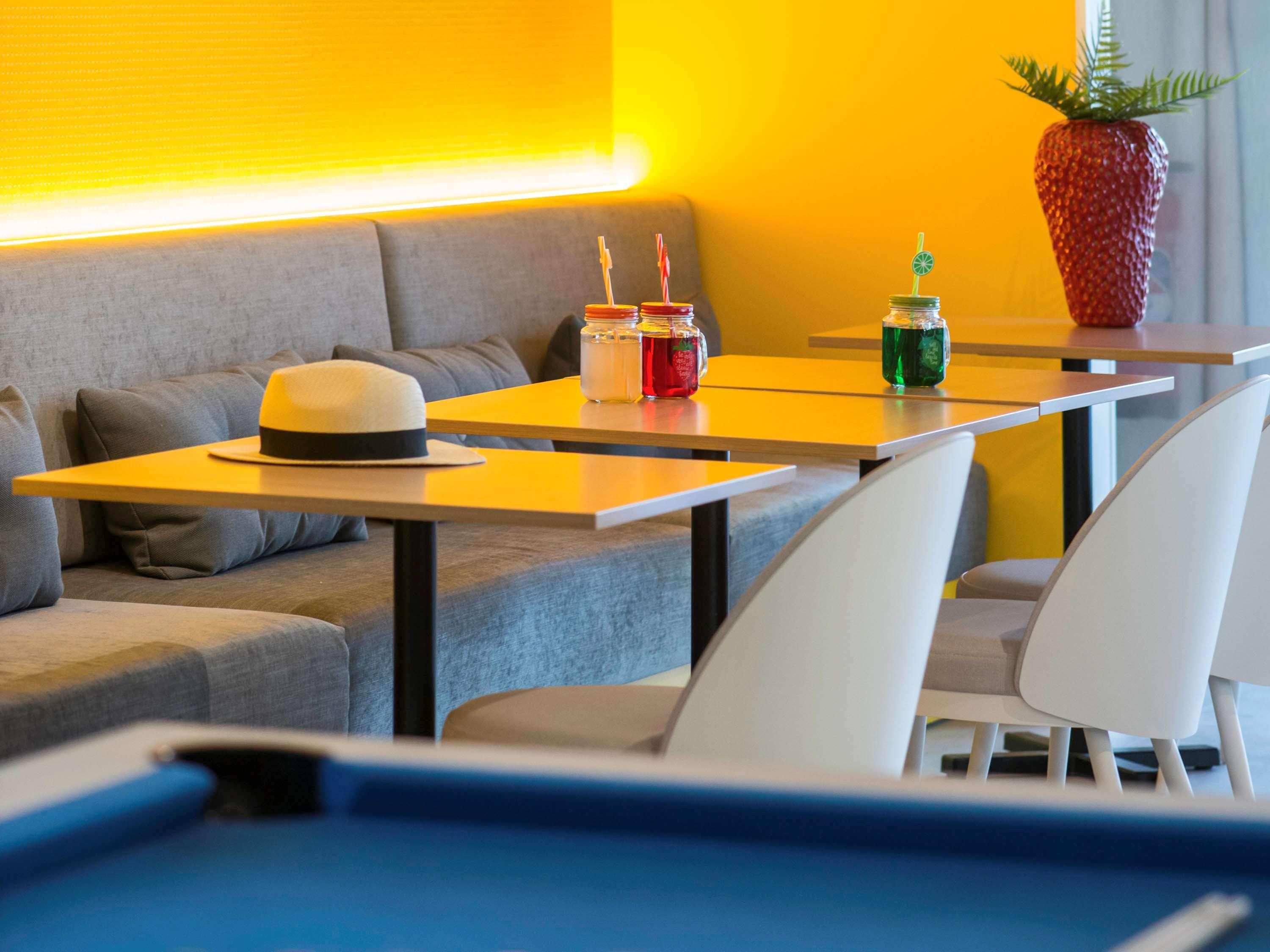 Ibis Styles Nice Cap 3000 Aeroport Saint-Laurent-du-Var Kültér fotó